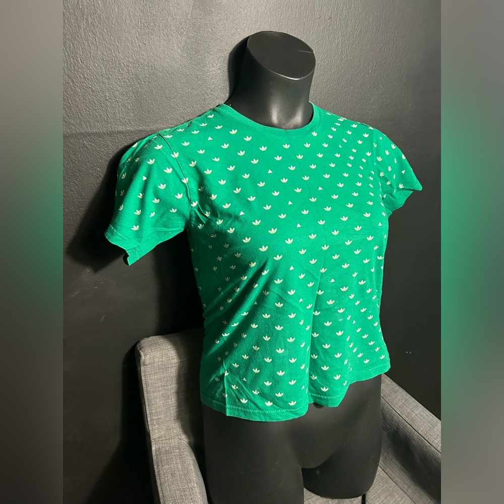 Adidas Green Short Sleeve Crop Tee with Logo Pattern *please read description * - Picture 2 of 11